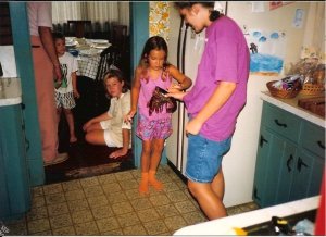 1707_550311569229_7956_n